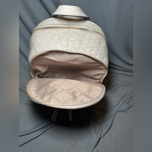 Michael Kors Mini Rhea backpack Vanilla Logo - Picture 4 of 7